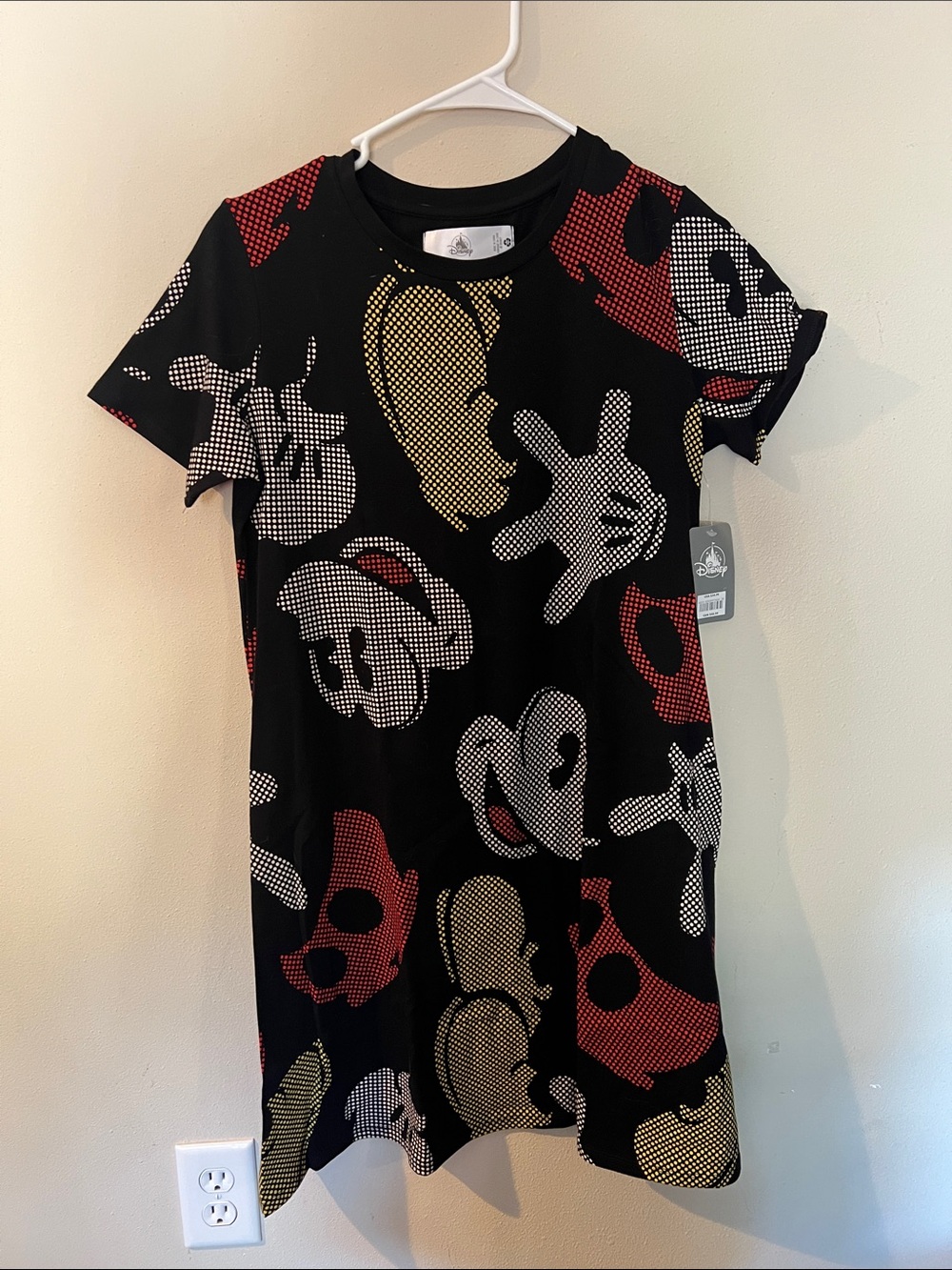 NWT women’s Disney dress, size S